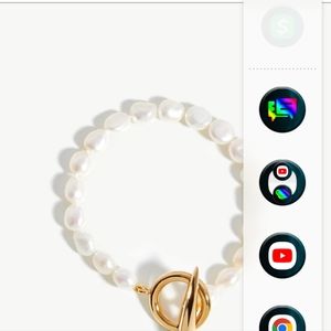 Beautiful Pearl bracelet